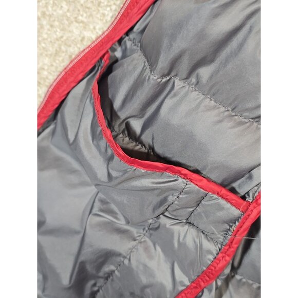 Michael Kors Down Puffer Vest Lightweight Full Zip Pockets Festive Burgundy Sz M - Picture 14 of 15